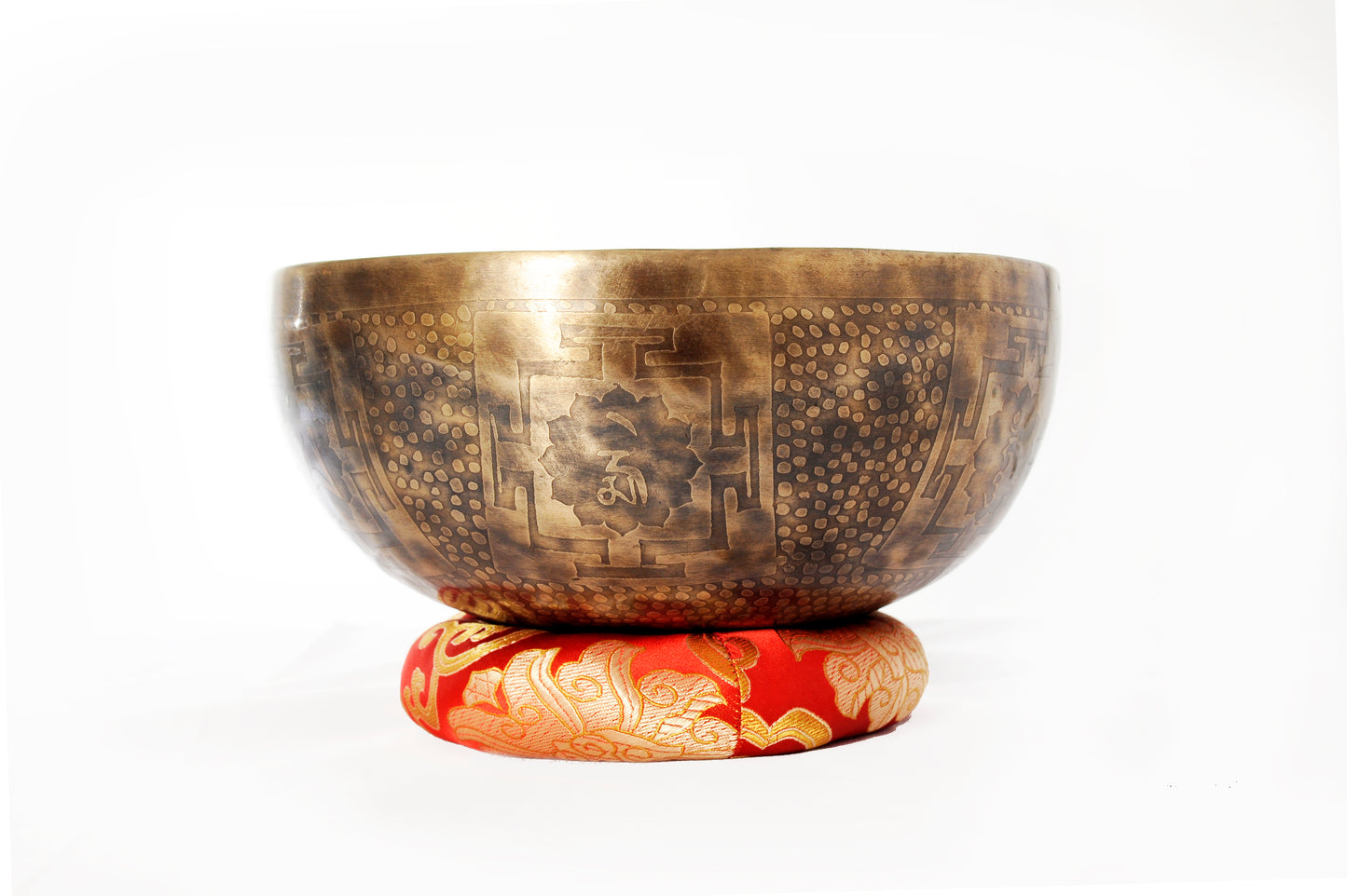 Green Tara Carved Singing Bowl (18cm-28cm)